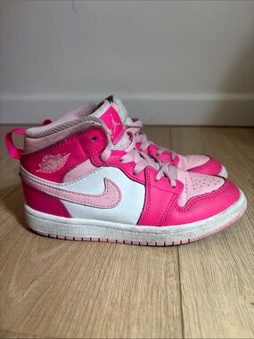 Air Jordan kids size 12c
